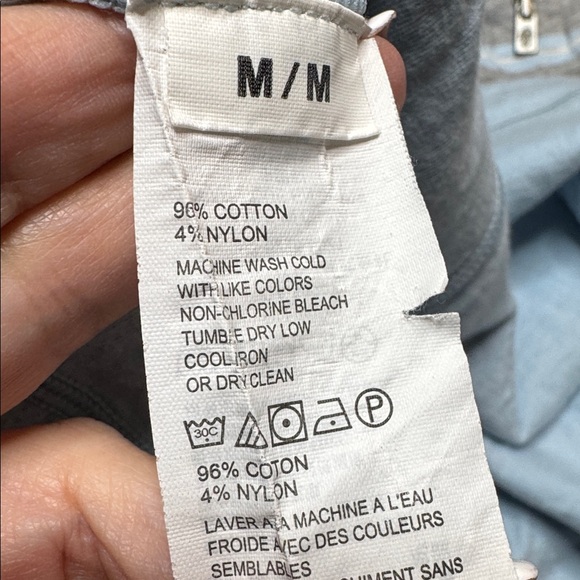 Tommy Bahama | Pullover 1/4 Zip Striped Ling Sleeve Top in Gray Blue M Medium - Picture 9 of 11